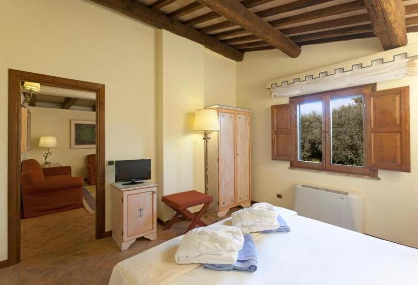 Трехместный Номер Deluxe, Sovana Hotel & Resort