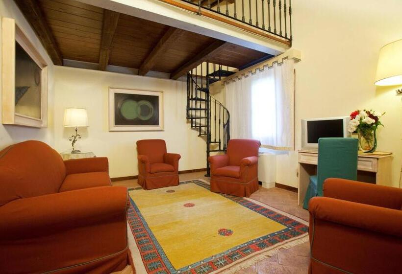 Трехместный Номер Deluxe, Sovana Hotel & Resort