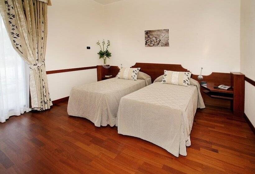 Классический Номер, Valle Di Assisi Hotel & Spa