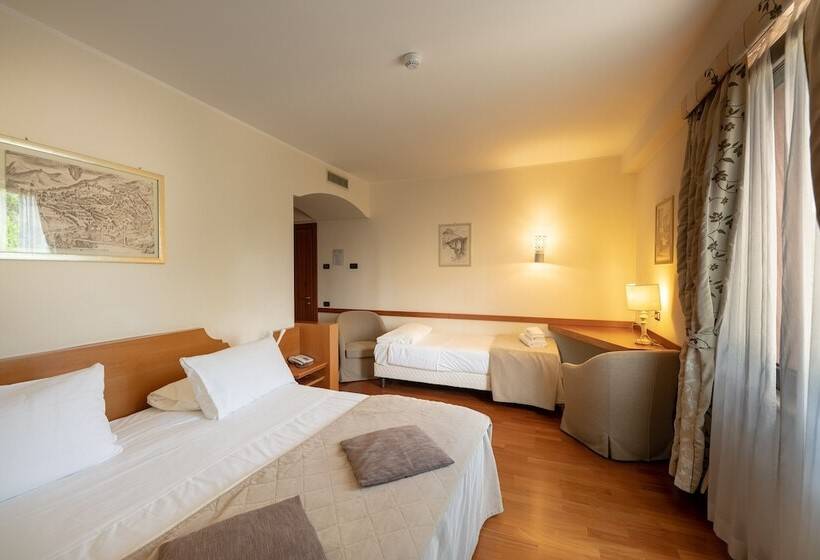 غرفة عائلية, Valle Di Assisi Hotel & Spa