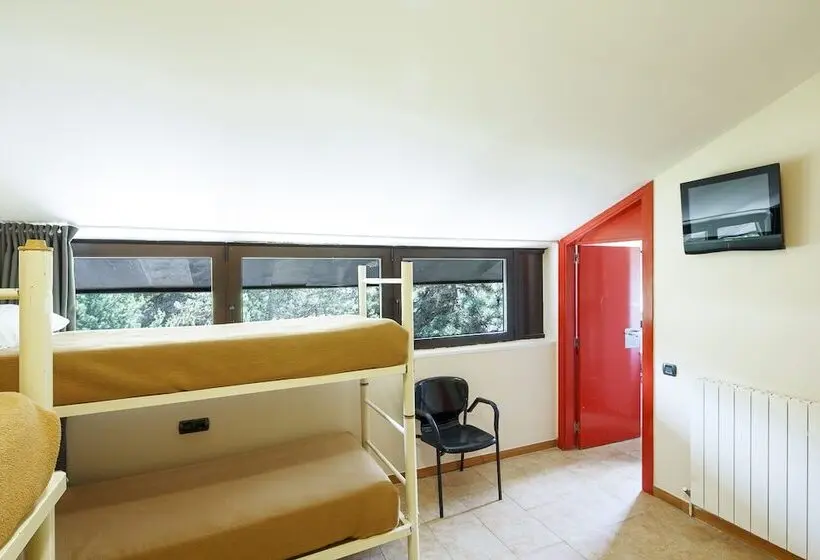 スタンダード４人部屋, Abrigall Hostel Masella