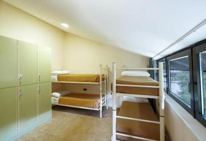 スタンダード４人部屋, Abrigall Hostel Masella