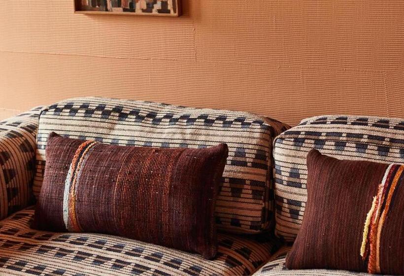 جناح جونيور سرير كينج, Downtown Los Angeles Proper Hotel, A Member Of Design Hotels