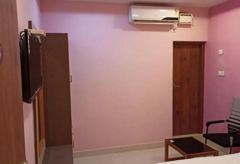 エコノミールーム, Aarthi Residency