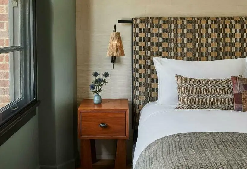 Deluxe Room with Views