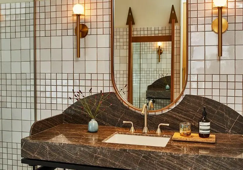 キングサイズベッド、シティビューデラックスルーム, Downtown Los Angeles Proper Hotel, A Member Of Design Hotels
