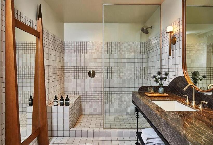高级套房, Downtown Los Angeles Proper Hotel, A Member Of Design Hotels