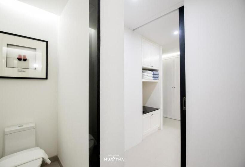 발코니가 있는 스위트, Marina House Muaythai Taiad Phuket