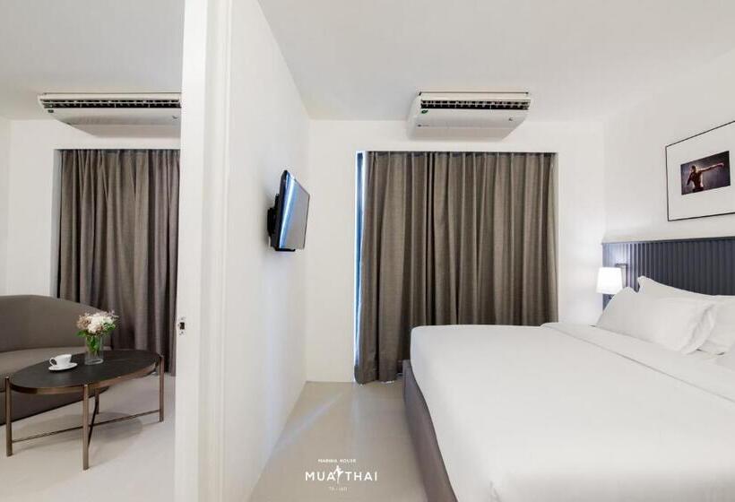 발코니가 있는 스위트, Marina House Muaythai Taiad Phuket
