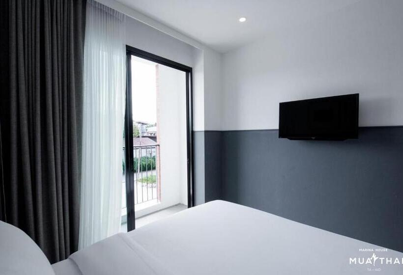 스탠다드 룸 풀장 전망, Marina House Muaythai Taiad Phuket