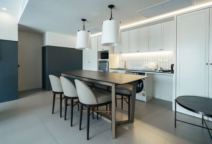 스탠다드 룸 풀장 전망, Marina House Muaythai Taiad Phuket