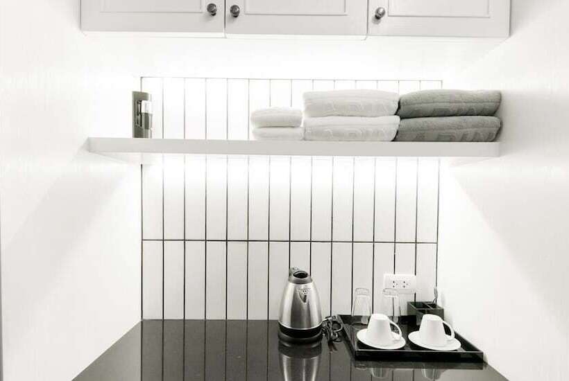 스탠다드 룸 풀장 전망, Marina House Muaythai Taiad Phuket