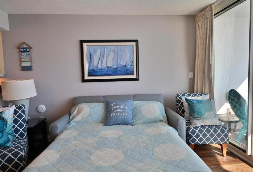 غرفة عائلية مطلّة علي البحر, Luxury 2 Beds 2 Bath Ocean Front Condo