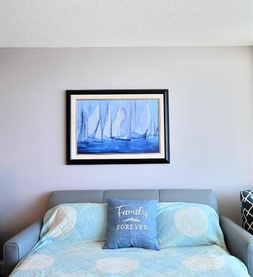 غرفة عائلية مطلّة علي البحر, Luxury 2 Beds 2 Bath Ocean Front Condo