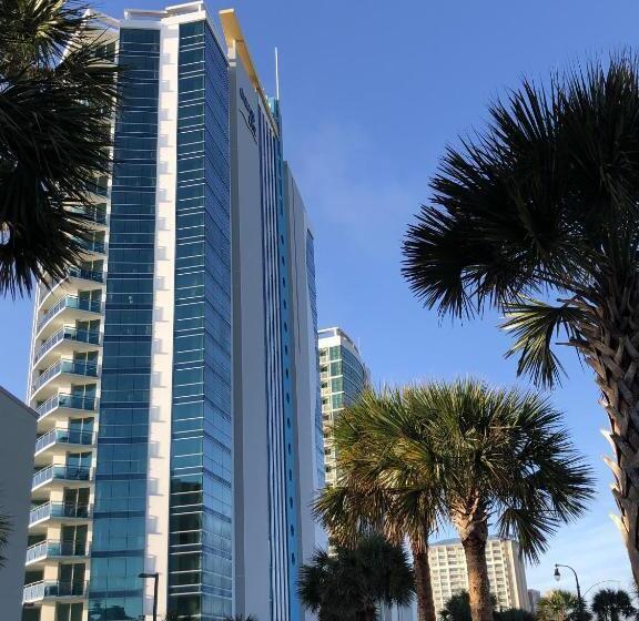 غرفة عائلية مطلّة علي البحر, Luxury 2 Beds 2 Bath Ocean Front Condo