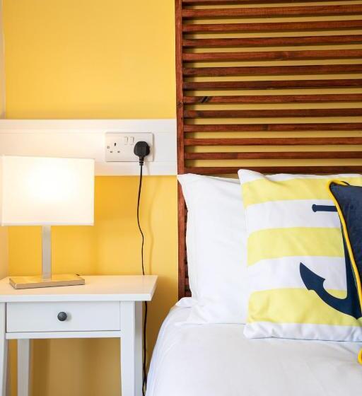 غرفة ديلوكس, Park View R & R   Adult Only   Self Catering   Free Parking   Ev Point