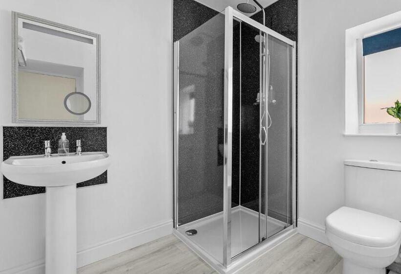 Номер Superior Кровать Кинг, Park View R & R   Adult Only   Self Catering   Free Parking   Ev Point