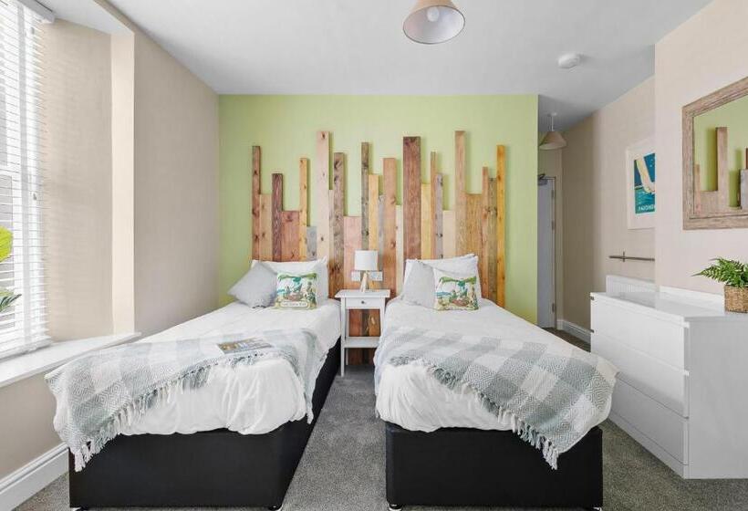 Номер Superior Кровать Кинг, Park View R & R   Adult Only   Self Catering   Free Parking   Ev Point