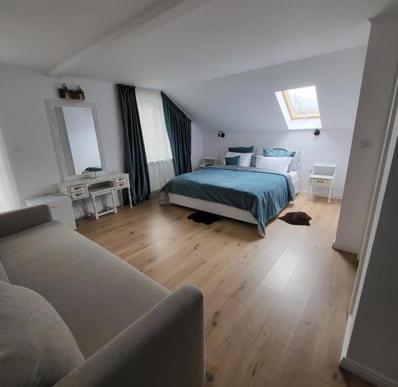 컴포트 트리플 룸, Eden By The Mountain