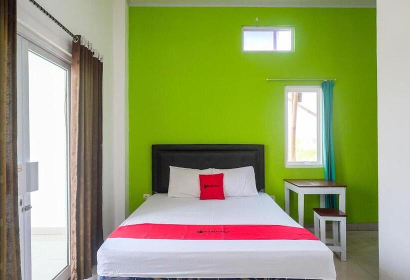 Номер Стандарт, Reddoorz Near Pakuwon Mall Solo Baru