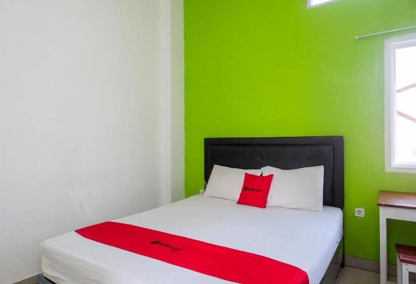 Номер Стандарт, Reddoorz Near Pakuwon Mall Solo Baru