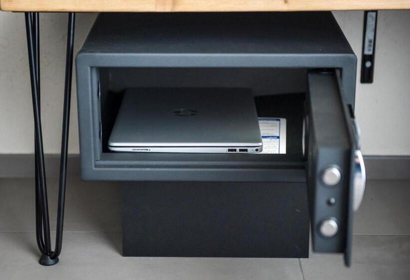 חדר סטנדרט עם מרפסת, B&b Smartfit House   Room & Relax In Pescara