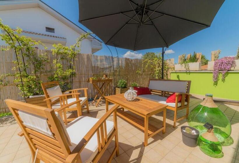 חדר סטנדרט עם מרפסת, B&b Smartfit House   Room & Relax In Pescara