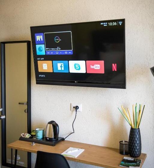 חדר סטנדרט עם מרפסת, B&b Smartfit House   Room & Relax In Pescara