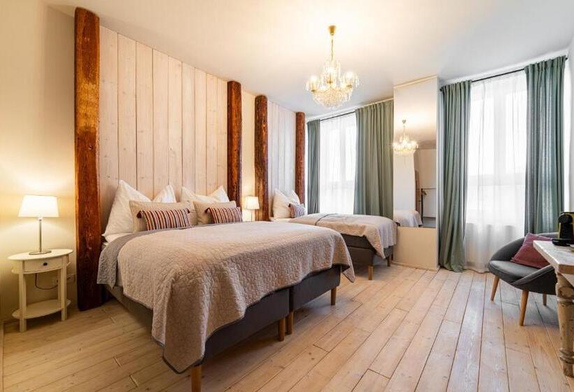 Трехместный Номер Комфорт, Penzion Na Hostici