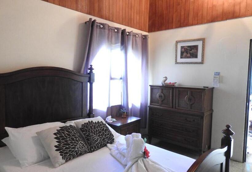 חדר סטנדרט, Rio Celeste Backpackers