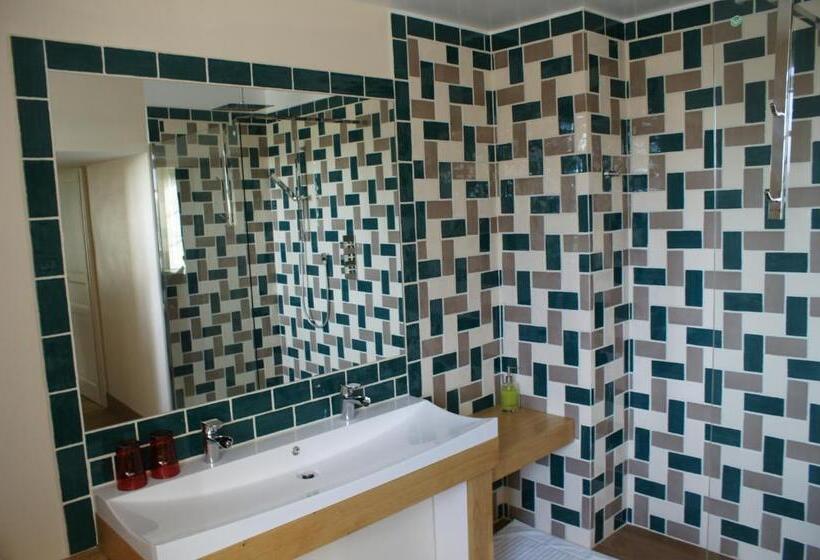 غرفة قياسية, Le Clos Saint Gilles