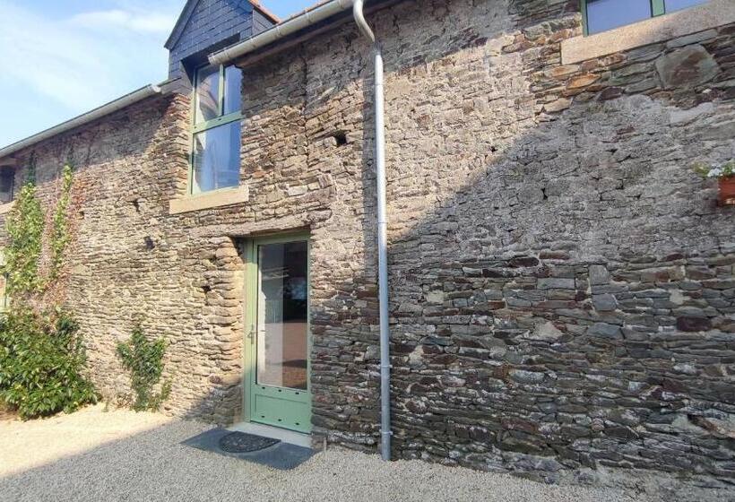 غرفة عائلية, Le Clos Saint Gilles