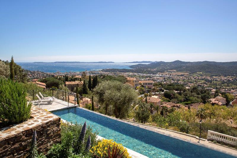 סוויטת ג'וניור נוף לים, Eden Rose Grand Hotel Bw Premier Collection