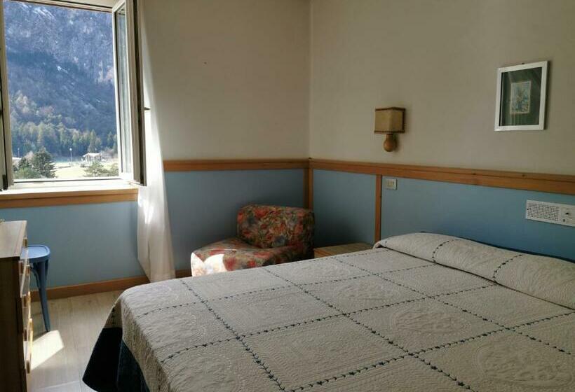 Номер Стандарт Вид на Горы, Miramonti