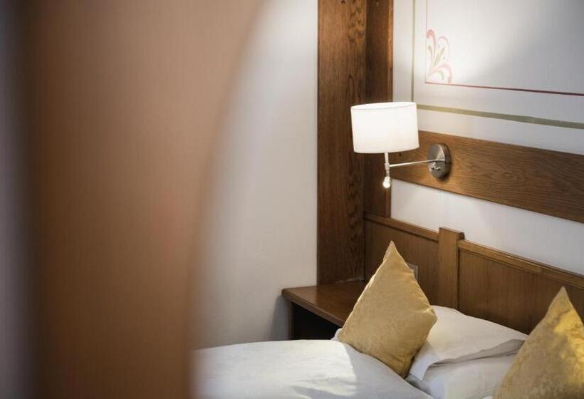 经济房, Monte Cherz