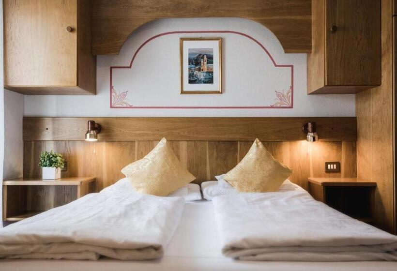 经济房, Monte Cherz