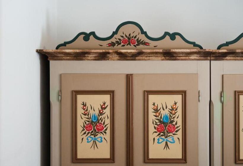 标准单人间, Monte Cherz