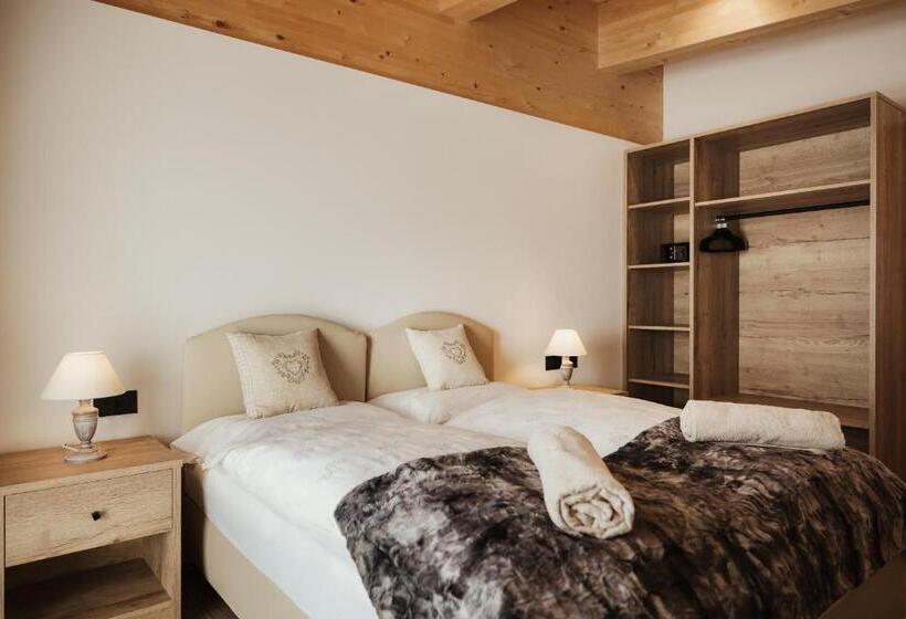 带阳台套房, Monte Cherz