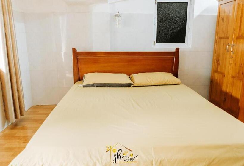 اتاق استاندارد با تخت بزرگ, Sh