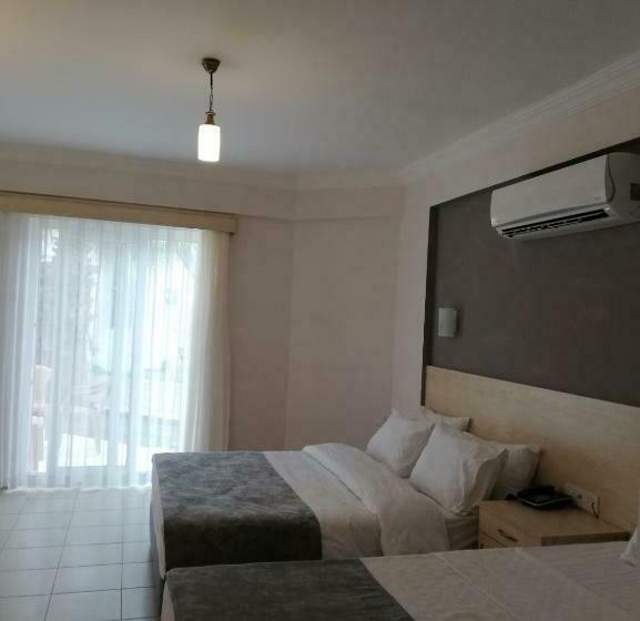 חדר סטנדרט לשלושה, Viras