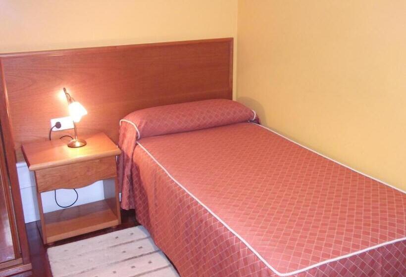 스탠다드 싱글 룸, Val De Serantes