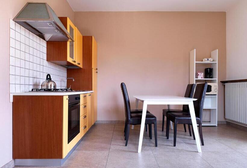 شقة غرفتين نوم مزودة بشُرفة, Residence Il Melograno