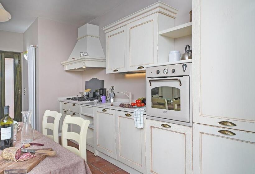 شقة غرفة واحدة, Residence Il Melograno