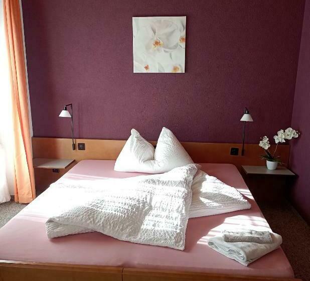 غرفة قياسية فردية, Restaurant Bad Gutenburg