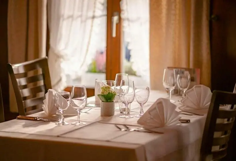 スタンダードルーム, Restaurant Bad Gutenburg