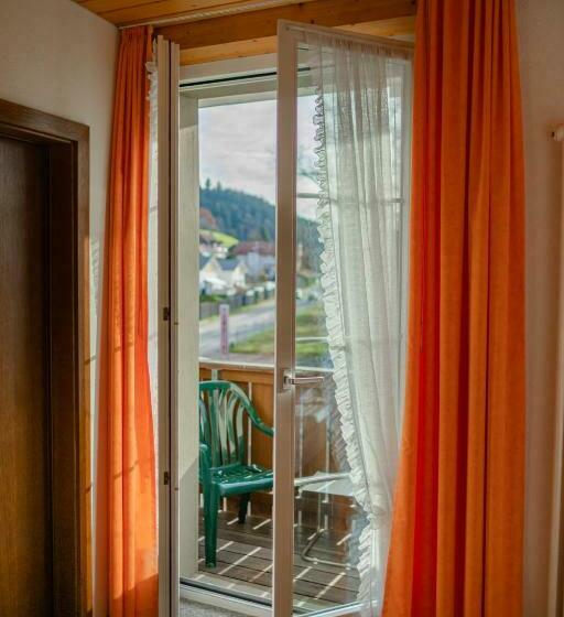 スタンダードルーム, Restaurant Bad Gutenburg