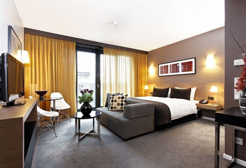 استودیوی استاندارد, Adina Apartment Hotel Berlin Mitte