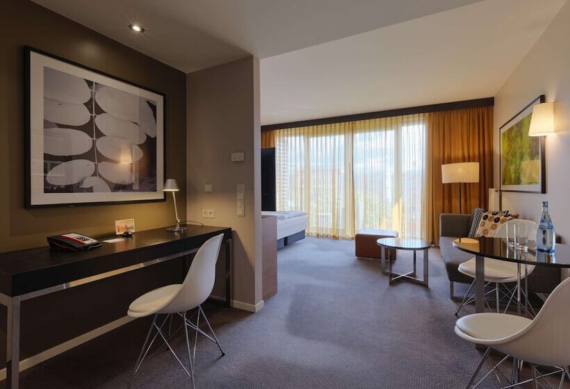 استودیوی پریمیوم, Adina Apartment Hotel Berlin Mitte