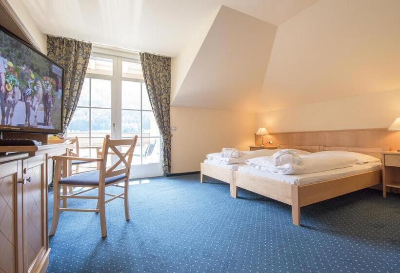 Номер Стандарт Трехместный, Aktiv & Genusshotel Lodenwirt