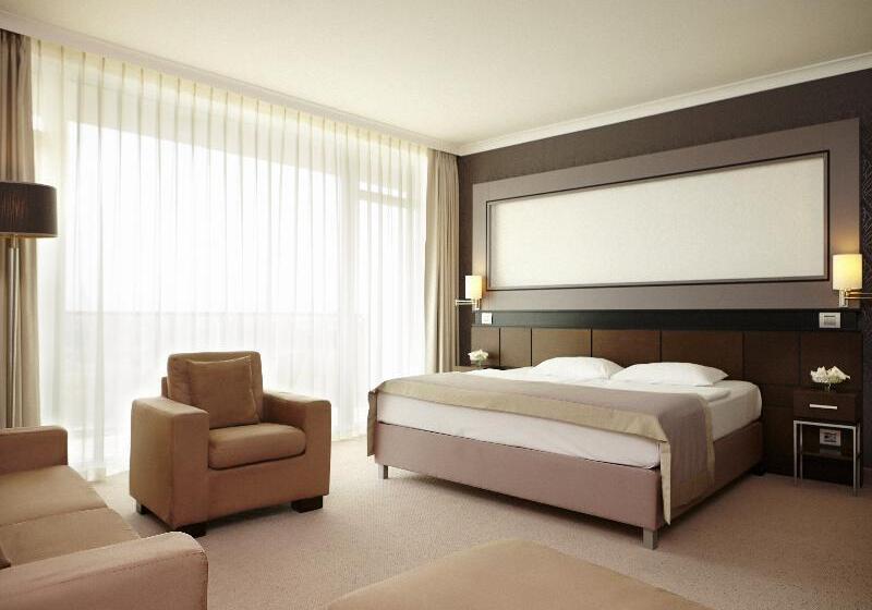 سوییت جونیور, Aquaworld Resort Budapest